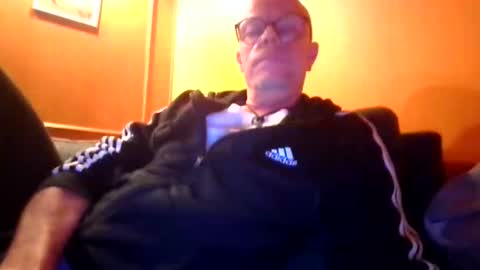 schmuhbaer1 online show from 10/14/25, 05:25