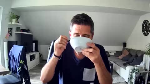 Snapshot of schnuckigeil chatting on 09/12/25, 10:37 Dildomen online show from 09/12/25, 10:37