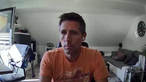 Snapshot of schnuckigeil chatting on 09/19/25, 08:38 Dildomen online show from 09/19/25, 08:38