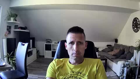 Snapshot of schnuckigeil chatting on 09/23/25, 01:58 Dildomen online show from 09/23/25, 01:58
