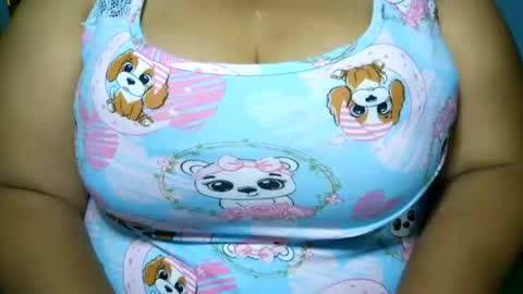 Snapshot of schoco_milf chatting on 06/19/26, 11:08 mai latina online show from 06/19/26, 11:08