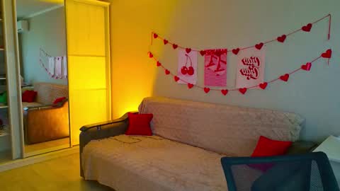 Snapshot of school_love chatting on 09/10/25, 11:10 Rina online show from 09/10/25, 11:10