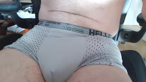 Snapshot of schooldayz chatting on 11/09/25, 09:13 schooldayz online show from 11/09/25, 09:13