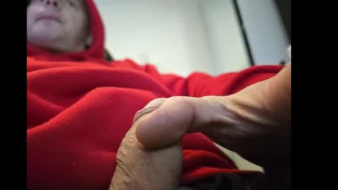 schosch01 online show from 01/13/25, 08:26