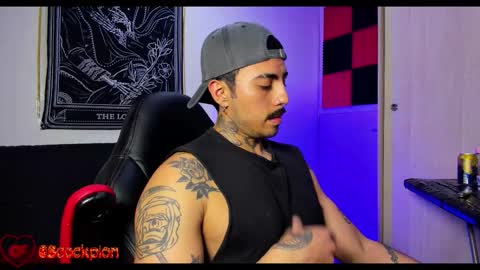 Alejandro help me to reach 200 thumps up online show from 12/18/25, 01:11