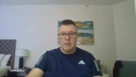 Scoobs online show from 04/28/26, 01:49