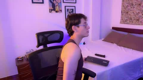 Snapshot of scoobysnack_ chatting on 03/29/26, 05:07 ScoobySnack online show from 03/29/26, 05:07