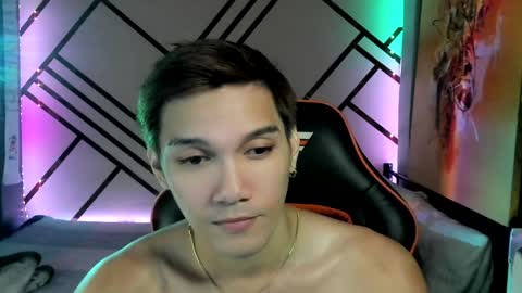 Snapshot of scorphoenix chatting on 12/21/24, 11:13 Not Angelo online show from 12/21/24, 11:13