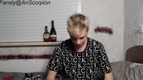 Snapshot of scorpion_250 chatting on 12/31/24, 09:39 Scorpion 250 online show from 12/31/24, 09:39