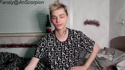 Snapshot of scorpion_250 chatting on 01/01/25, 08:47 Scorpion 250 online show from 01/01/25, 08:47