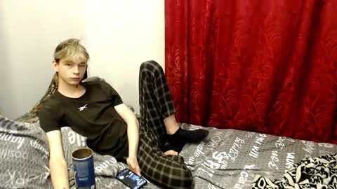 Snapshot of scorpion_250 chatting on 11/02/25, 09:06 Scorpion 250 online show from 11/02/25, 09:06