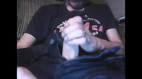 Snapshot of scots_repeater chatting on 01/13/26, 12:05 scots_repeater online show from 01/13/26, 12:05