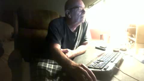 Snapshot of scotsman_62 chatting on 06/08/26, 07:09 scotsman_62 online show from 06/08/26, 07:09