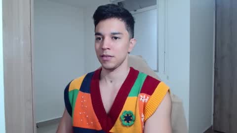 Snapshot of scott_brasher1 chatting on 01/20/25, 09:43 Twitter Scott brasher1 Instagram Camiloestuardo2 online show from 01/20/25, 09:43