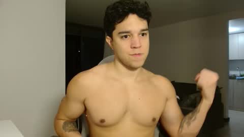 Snapshot of scott_brasher1 chatting on 02/05/26, 02:05 Twitter Scott brasher1 Instagram Camiloestuardo2 online show from 02/05/26, 02:05