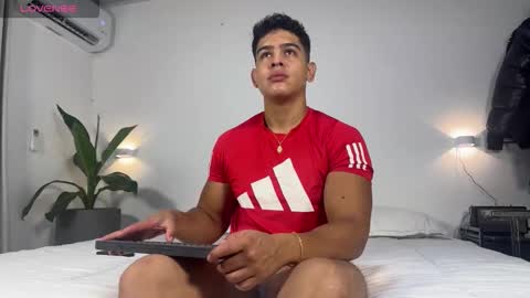 Andrew Flintt online show from 11/12/25, 03:45