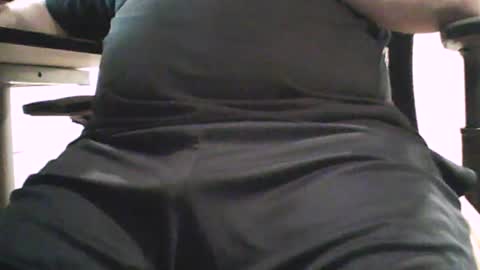 Snapshot of scottie813 chatting on 07/21/26, 11:23 scottie813 online show from 07/21/26, 11:23