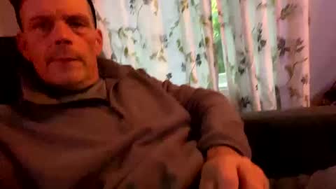 scottj603603 online show from 10/14/25, 09:48