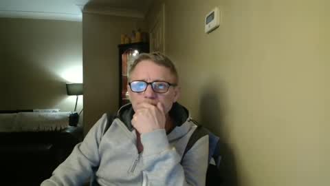 James online show from 12/26/24, 07:38