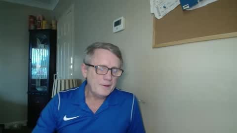 Snapshot of scottsman214 chatting on 05/04/26, 07:10 James online show from 05/04/26, 07:10