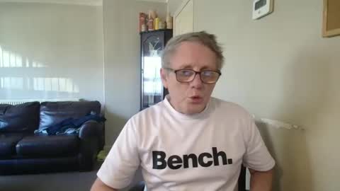 Snapshot of scottsman214 chatting on 05/10/26, 12:32 James online show from 05/10/26, 12:32