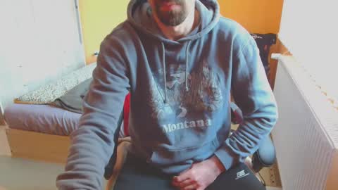 Snapshot of scotty_98 chatting on 12/31/24, 12:46 scotty_98 online show from 12/31/24, 12:46