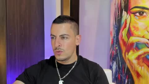 Snapshot of scotty_music chatting on 05/28/26, 01:25 Ricardo online show from 05/28/26, 01:25