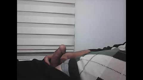 Snapshot of screw2 chatting on 03/17/26, 11:30 Evren online show from 03/17/26, 11:30