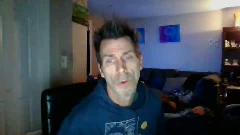 Snapshot of scroach11 chatting on 05/03/26, 09:48 GettOffMyLawn online show from 05/03/26, 09:48