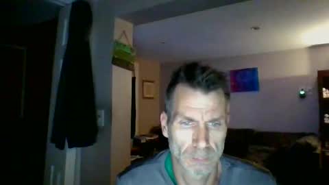 Snapshot of scroach11 chatting on 05/24/26, 03:33 GettOffMyLawn online show from 05/24/26, 03:33