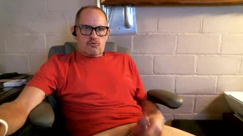 Snapshot of sdh69 chatting on 09/28/25, 07:08 eating pussy sucking dick online show from 09/28/25, 07:08