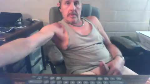 eating pussy  sucking dick online show from 06/08/26, 06:36