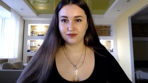 Snapshot of sea_cocktail chatting on 12/18/24, 11:45 Elizabeth  online show from 12/18/24, 11:45