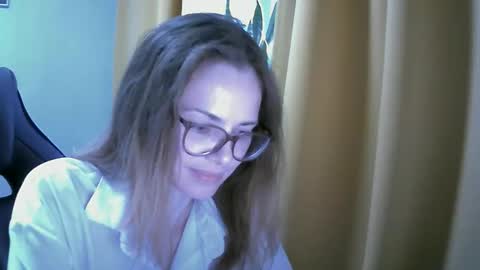 Snapshot of sea_dream chatting on 09/24/25, 03:21 SEA Dream online show from 09/24/25, 03:21