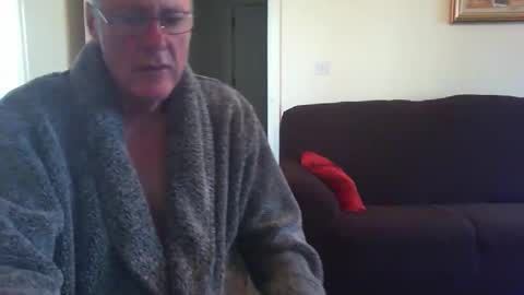 seakrait online show from 12/25/24, 09:02