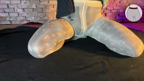 Snapshot of seamlessly chatting on 11/14/25, 04:38 seamlessly online show from 11/14/25, 04:38