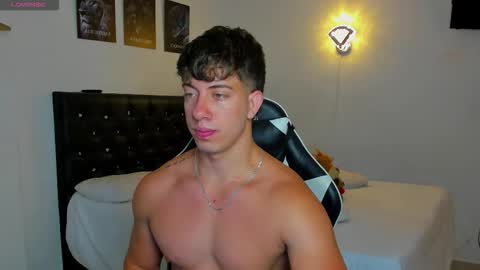 Snapshot of sean_brownx chatting on 11/08/25, 12:55 Sean online show from 11/08/25, 12:55