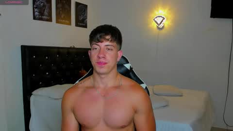 Snapshot of sean_brownx chatting on 11/12/25, 11:14 Sean online show from 11/12/25, 11:14