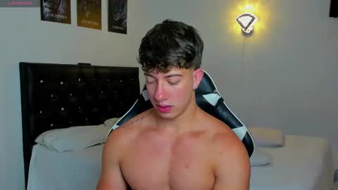 Snapshot of sean_brownx chatting on 03/12/26, 09:48 Sean online show from 03/12/26, 09:48