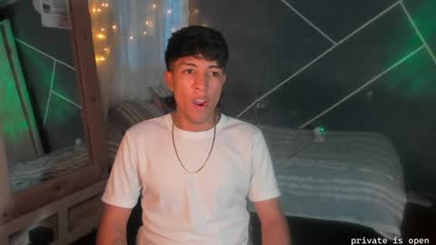 Snapshot of sean_scoth2 chatting on 12/13/24, 10:34 Sean Scoth online show from 12/13/24, 10:34