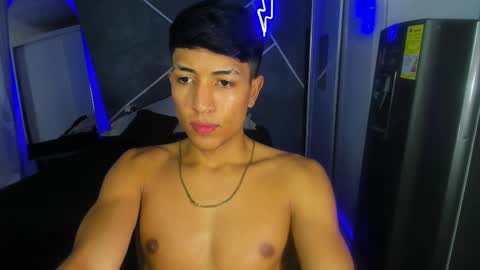 Snapshot of sean_scoth2 chatting on 02/26/25, 07:20 Sean Scoth online show from 02/26/25, 07:20