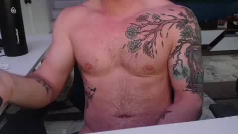 Snapshot of seanbluexxx chatting on 07/03/26, 02:29 Sean Blue online show from 07/03/26, 02:29