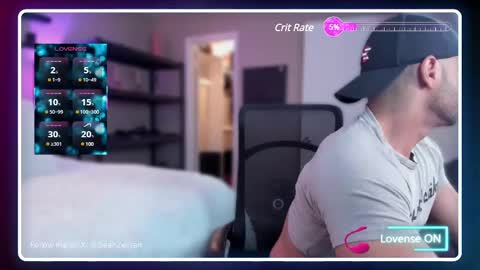 Snapshot of seanzevran chatting on 03/11/25, 12:22 Sean online show from 03/11/25, 12:22