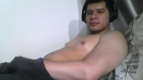 Snapshot of seb5759 chatting on 05/19/26, 06:09 seb5759 online show from 05/19/26, 06:09