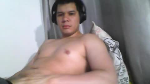 Snapshot of seb5759 chatting on 05/24/26, 07:35 seb5759 online show from 05/24/26, 07:35