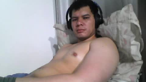 Snapshot of seb5759 chatting on 05/26/26, 04:30 seb5759 online show from 05/26/26, 04:30
