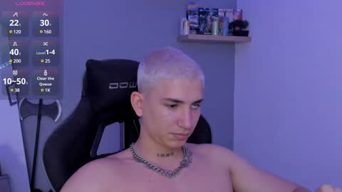 Snapshot of sebas__23 chatting on 01/18/25, 10:39 Sebastin online show from 01/18/25, 10:39