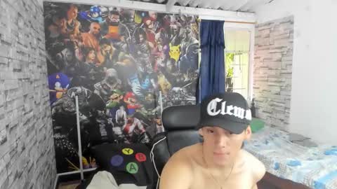 sebas jusa online show from 04/11/26, 12:09