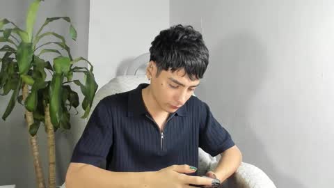 sebastian online show from 12/14/25, 01:38