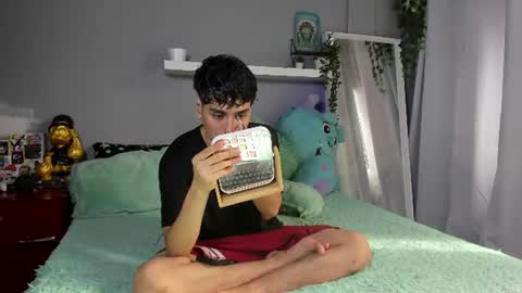 sebastian online show from 06/17/26, 08:32